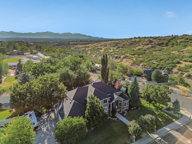 10664 S TRAILRIDGE CIR, Sandy, UT 84092