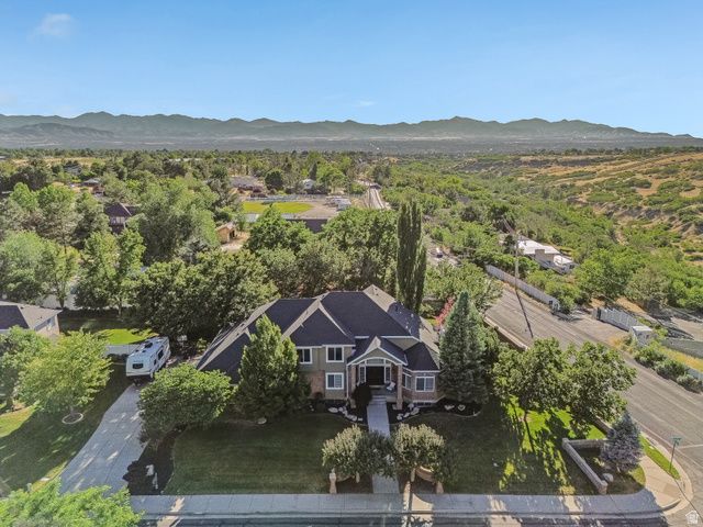 10664 S TRAILRIDGE CIR, Sandy, UT 84092