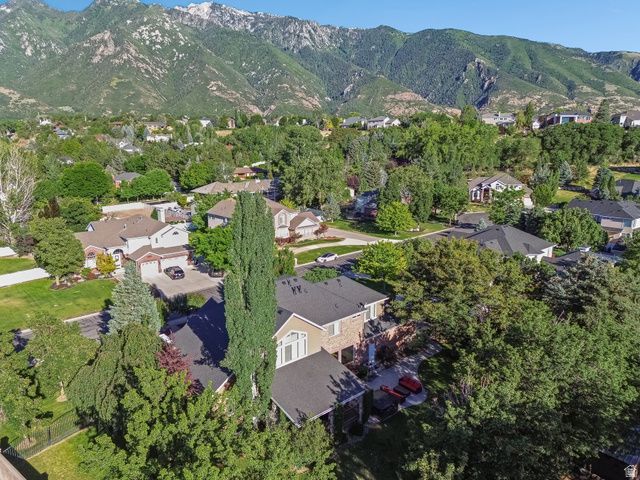 10664 S TRAILRIDGE CIR, Sandy, UT 84092