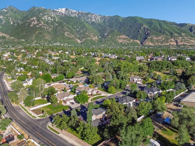 10664 S TRAILRIDGE CIR, Sandy, UT 84092
