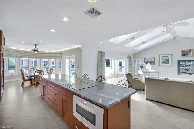 2147 Snook DR, Naples, FL 34102