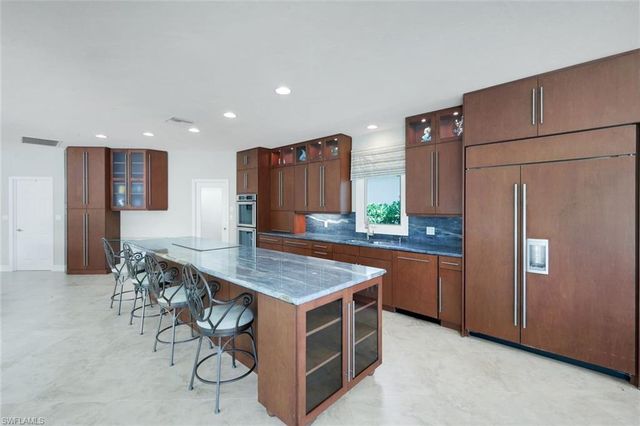 2147 Snook DR, Naples, FL 34102