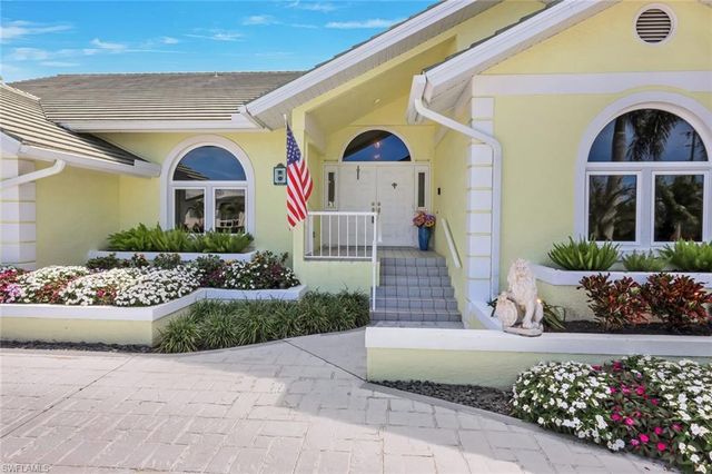 2147 Snook DR, Naples, FL 34102