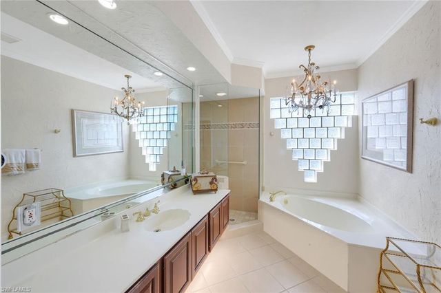 2147 Snook DR, Naples, FL 34102