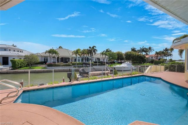 2147 Snook DR, Naples, FL 34102