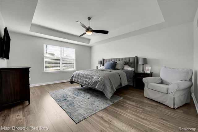 1126 Queensboro Drive, Rochester Hills, MI 48307