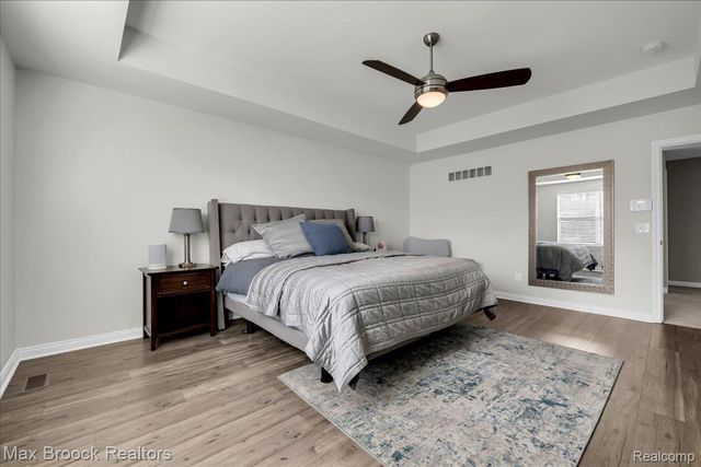 1126 Queensboro Drive, Rochester Hills, MI 48307