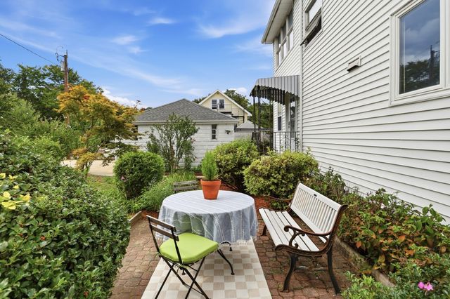 131 Highland Ave 2, Arlington, MA 02476