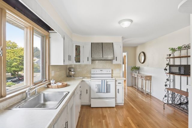 131 Highland Ave 2, Arlington, MA 02476