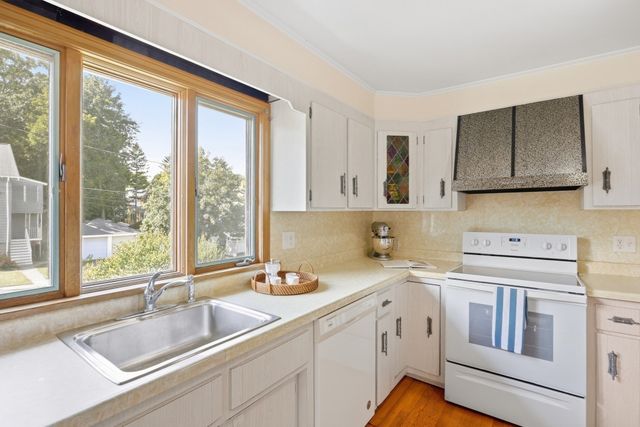 131 Highland Ave 2, Arlington, MA 02476