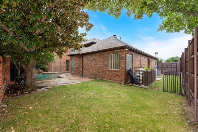 5601 Woodspring Drive, Plano, TX 75093