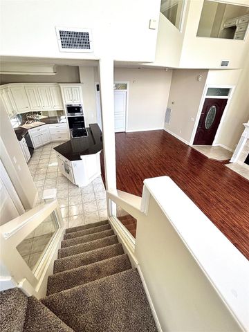 807 Kipp Avenue A, Kemah, TX 77565