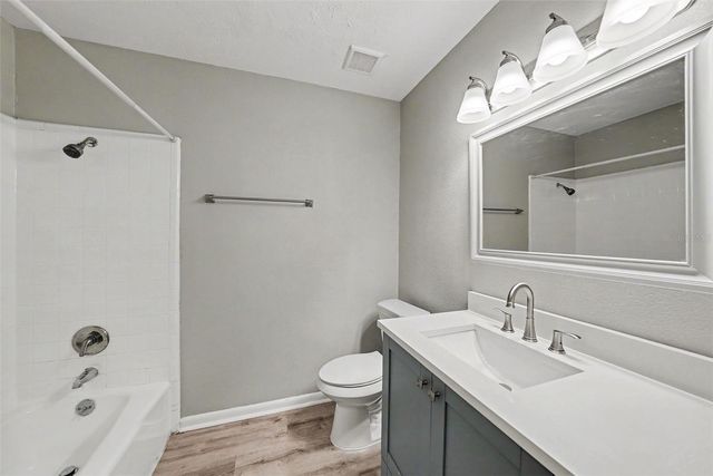 2264 VILLAGE COURT, Brandon, FL 33511