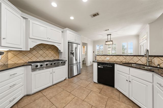 175 Winding Trail, Crawford, TX 76638