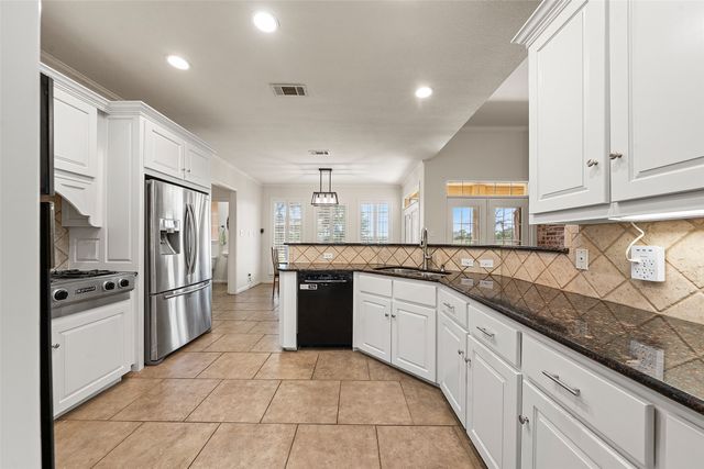 175 Winding Trail, Crawford, TX 76638