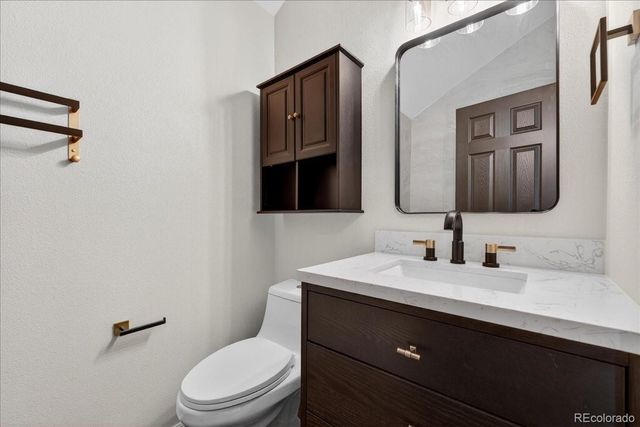 7635 S Steele, Centennial, CO 80122