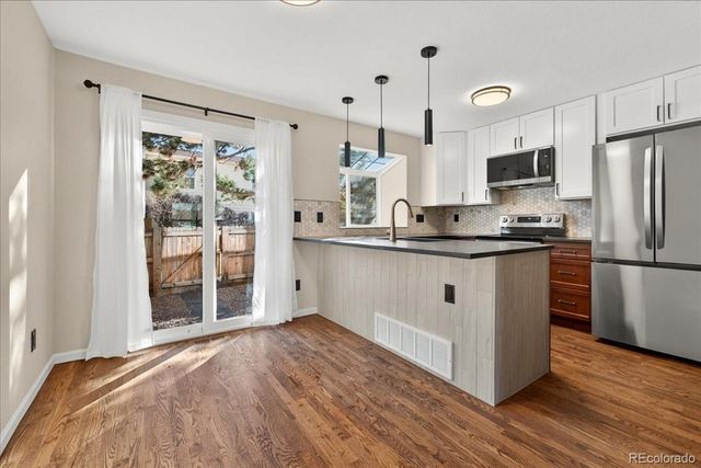 7635 S Steele, Centennial, CO 80122