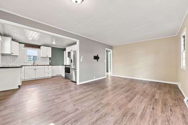 408 15th Avenue S, Fargo, ND 58103