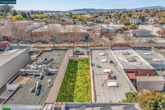 10046 San Pablo Ave, El Cerrito, CA 94530