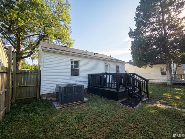 2238 E Iowa Street, Evansville, IN 47711