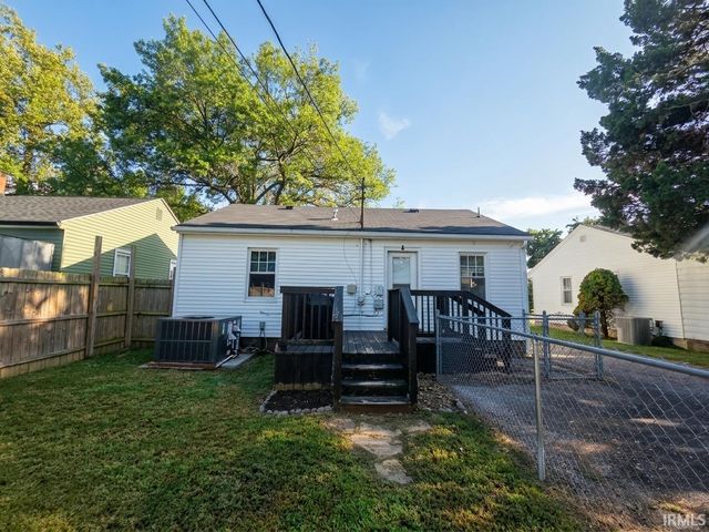 2238 E Iowa Street, Evansville, IN 47711