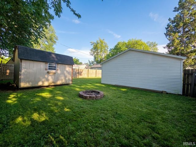 2238 E Iowa Street, Evansville, IN 47711