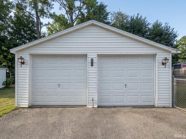 2238 E Iowa Street, Evansville, IN 47711