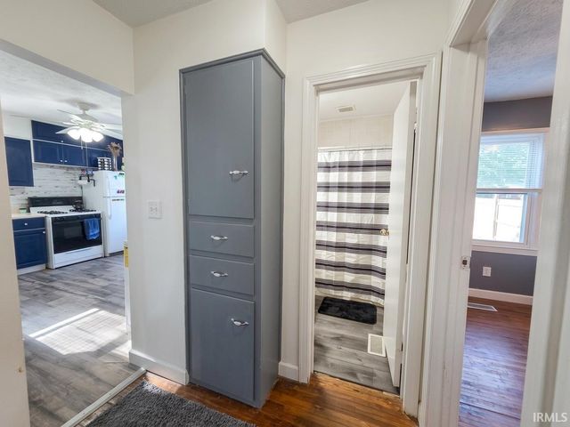 2238 E Iowa Street, Evansville, IN 47711