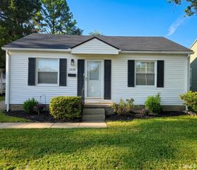 2238 E Iowa Street, Evansville, IN 47711