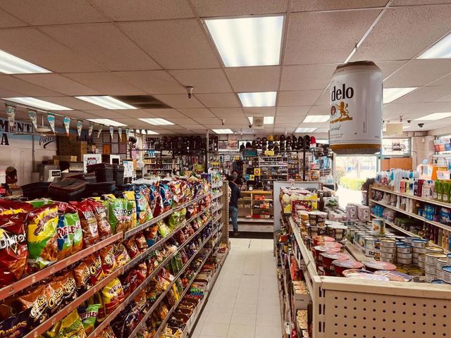 S Sanborn, Salinas, CA 93905