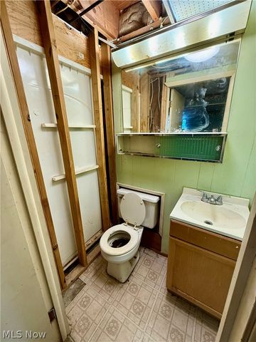 47 Olympic Drive, Colliers, WV 26035