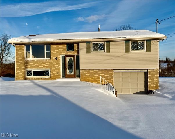 47 Olympic Drive, Colliers, WV 26035