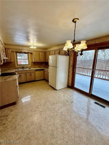 47 Olympic Drive, Colliers, WV 26035