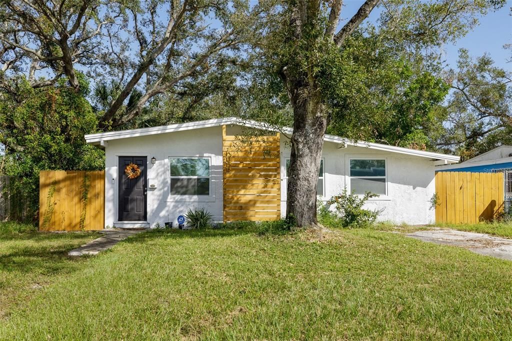 2356 KINGSTON STREET S, St Petersburg, FL 33711
