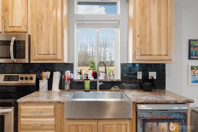 8741 Delta Line Road, Custer, WA 98240