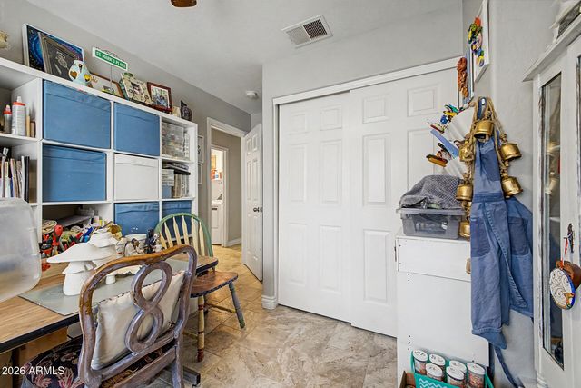 10415 E CAPRI Avenue, Mesa, AZ 85208