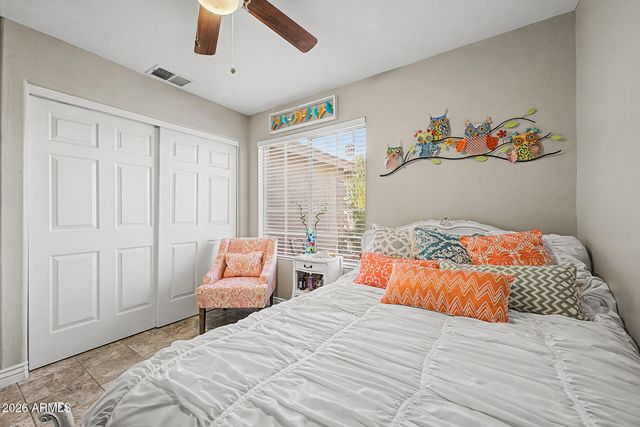 10415 E CAPRI Avenue, Mesa, AZ 85208