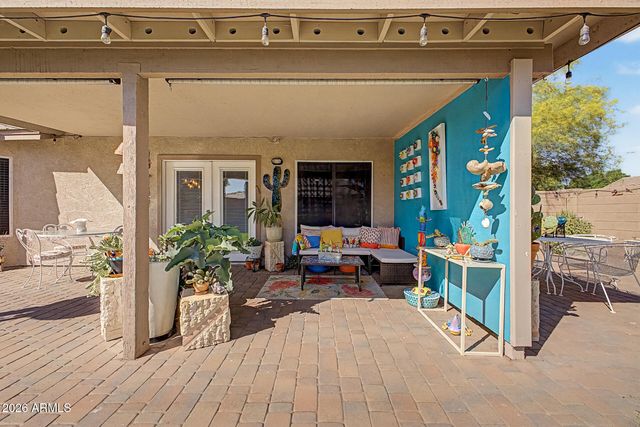 10415 E CAPRI Avenue, Mesa, AZ 85208