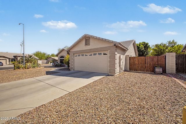 10415 E CAPRI Avenue, Mesa, AZ 85208