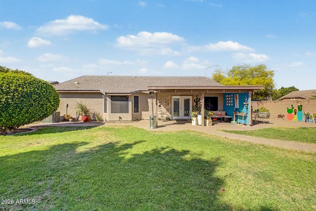 10415 E CAPRI Avenue, Mesa, AZ 85208