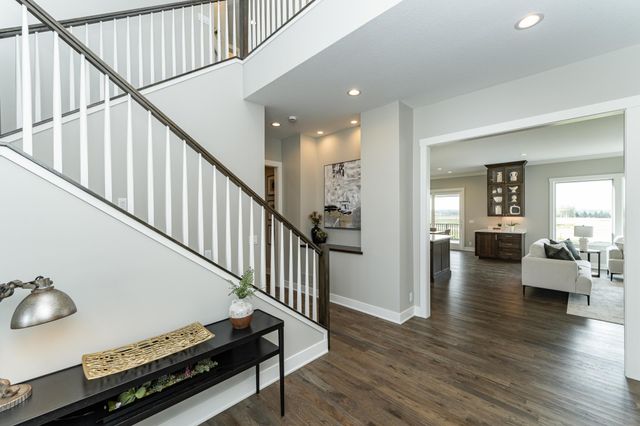 2764 Scenic Point Drive SW, Rochester, MN 55902