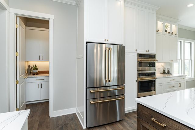 2764 Scenic Point Drive SW, Rochester, MN 55902