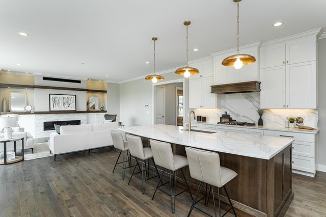 2764 Scenic Point Drive SW, Rochester, MN 55902