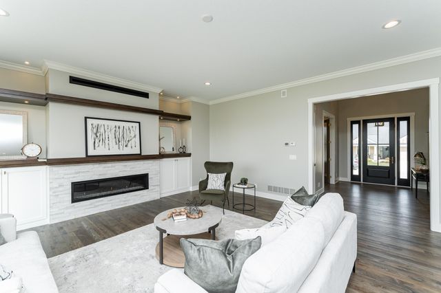 2764 Scenic Point Drive SW, Rochester, MN 55902