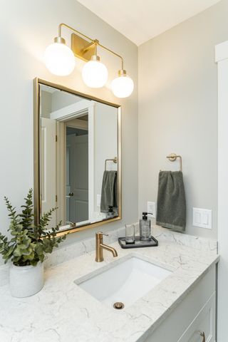 2764 Scenic Point Drive SW, Rochester, MN 55902