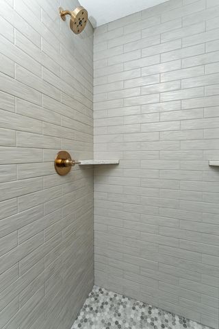 2764 Scenic Point Drive SW, Rochester, MN 55902