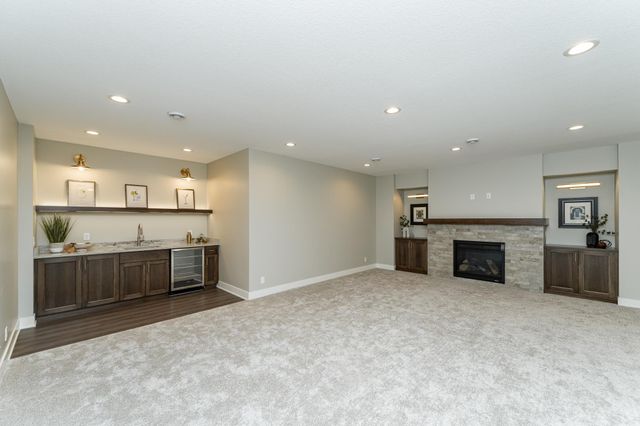 2764 Scenic Point Drive SW, Rochester, MN 55902