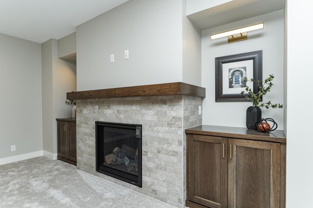 2764 Scenic Point Drive SW, Rochester, MN 55902