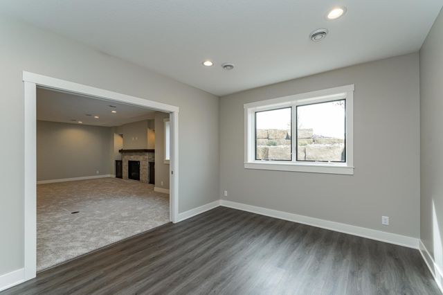 2764 Scenic Point Drive SW, Rochester, MN 55902