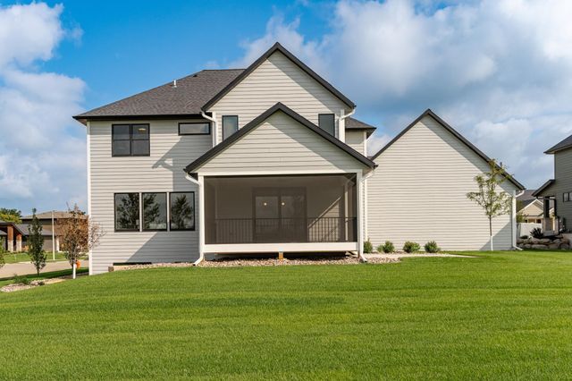 2764 Scenic Point Drive SW, Rochester, MN 55902